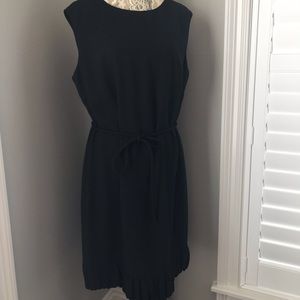 Talbots (16) Sleeveless Black Dress